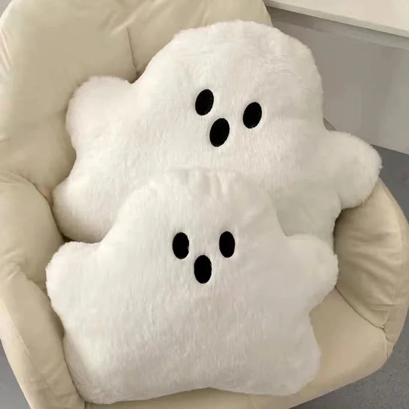 Halloween Ghost Plush Throw Pillow – Soft Stuffed Cushion for Home, Bedroom & Party Decor 🎃👻